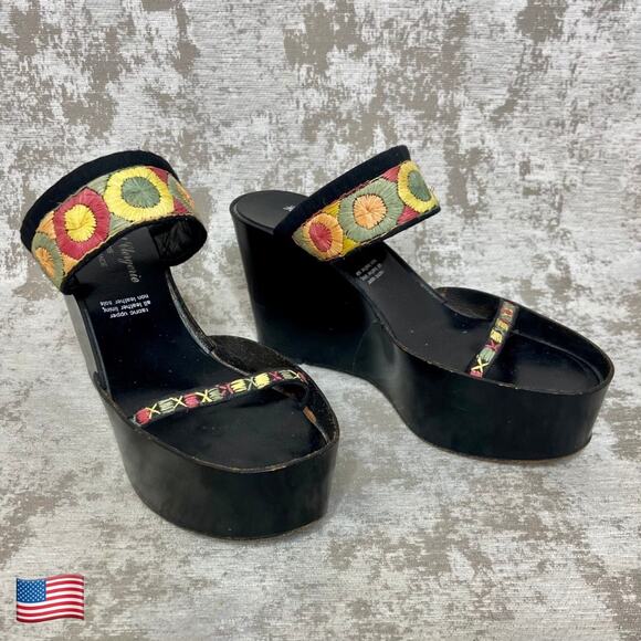 Robert Clergerie Vintage Embroidered Wooden Heel Wedge in Black/Multi - Picture 1 of 9